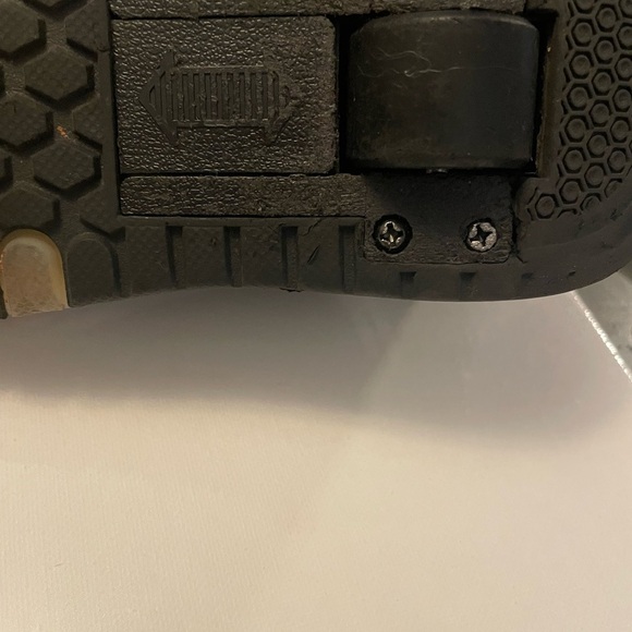 SDSPEED Size 2 Kids Roller Skate Shoes Single Wheel Sport Sneakers - Picture 9 of 10